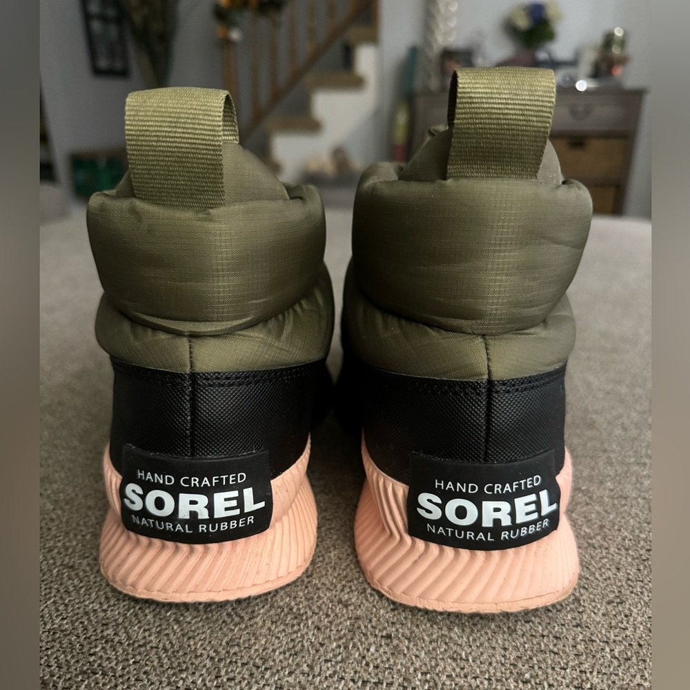 Women’s Sorel Out N About III Puffy Zip Waterproof Sneaker Boots